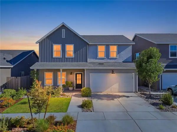 2445 W Claridge Way, Hanford, CA 93230