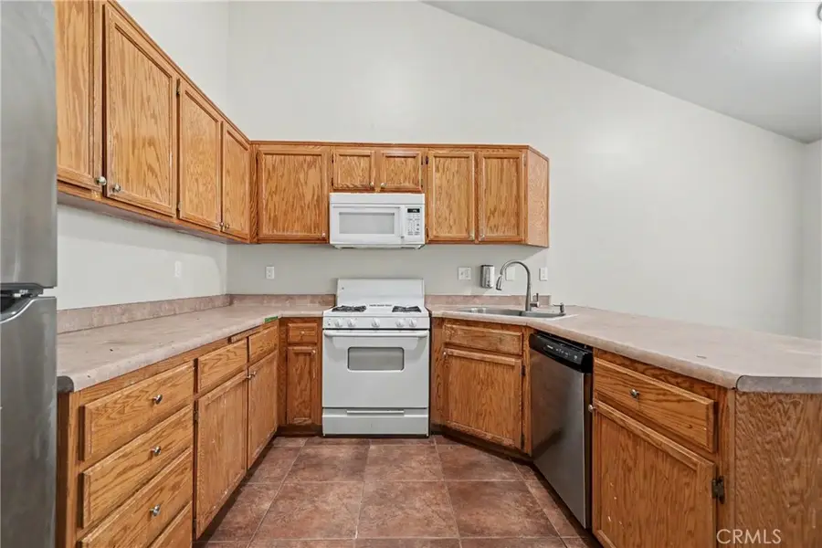 5300 Plute Pass Street, Bakersfield, CA 93307 - #3