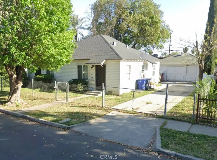 3922 E White, Fresno, CA 93702 - #2