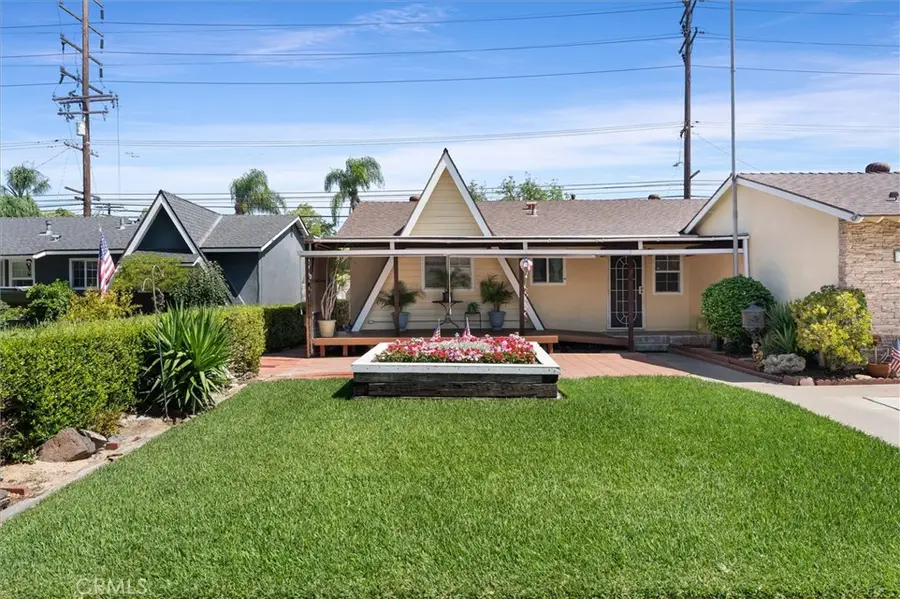1917 W Flora St, Santa Ana, CA 92704 - #3