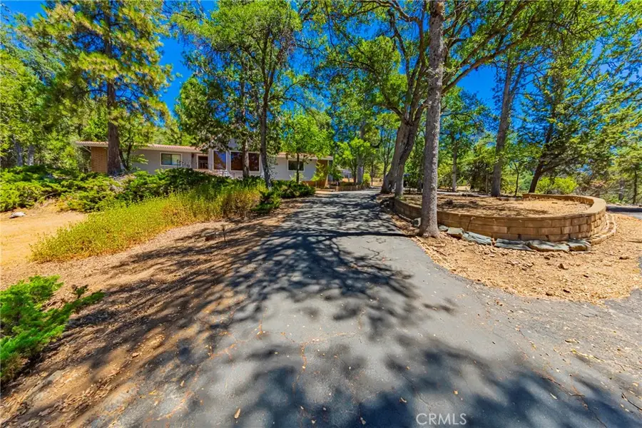 42395 Maples Lane, Oakhurst, CA 93644 - #2