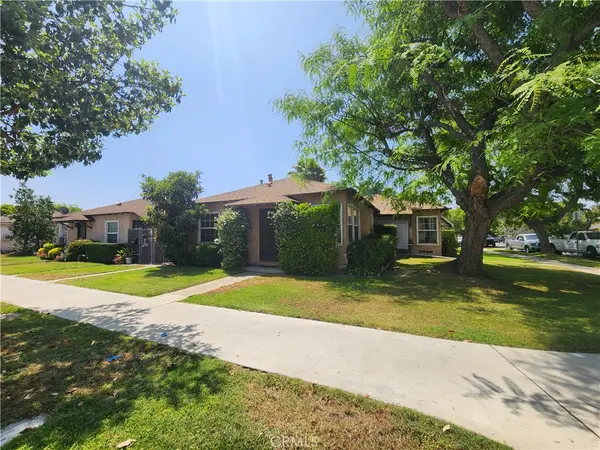 11820 Victory Boulevard, North Hollywood, CA 91606