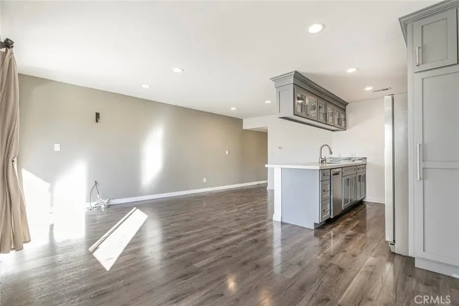 2700 Cahuenga Boulevard E #3104, Los Angeles, CA 90068 - Image #3