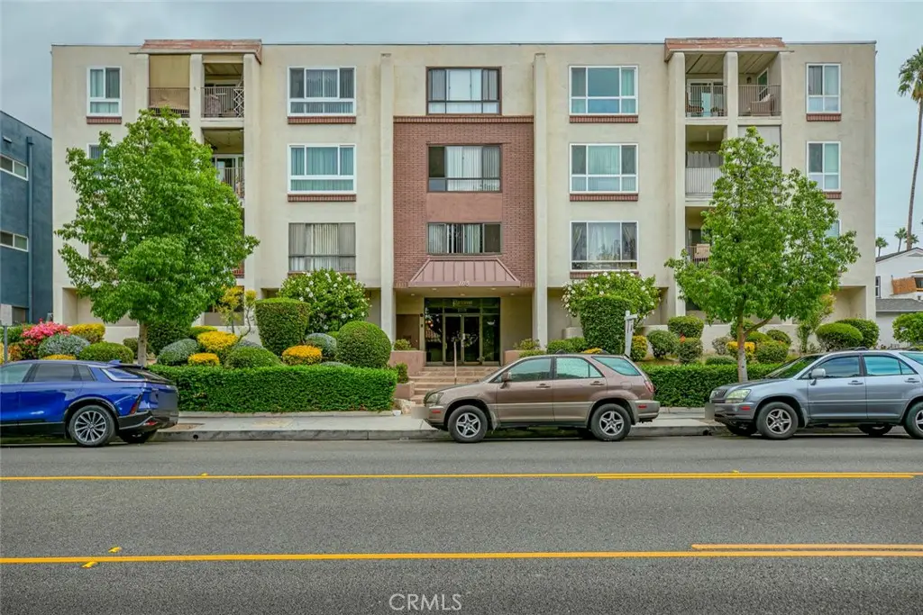 1118 N Central #17, Glendale, CA 91202 - Image #1
