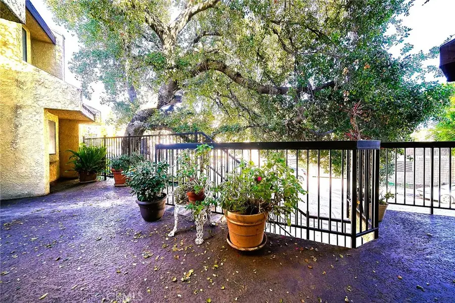 3130 Montrose Avenue #102, La Crescenta, CA 91214 - Image #3