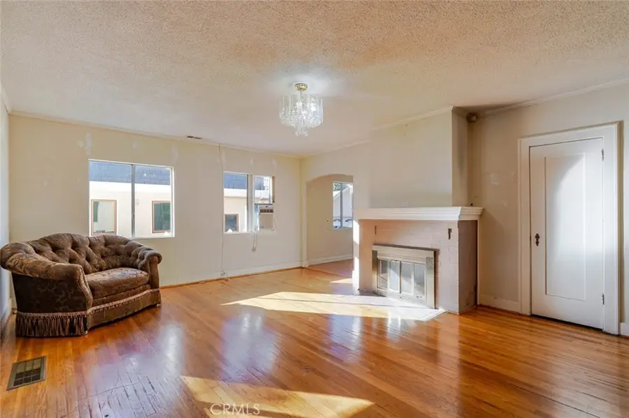 1221 Wesley Avenue, Pasadena, CA 91104 - Image #3