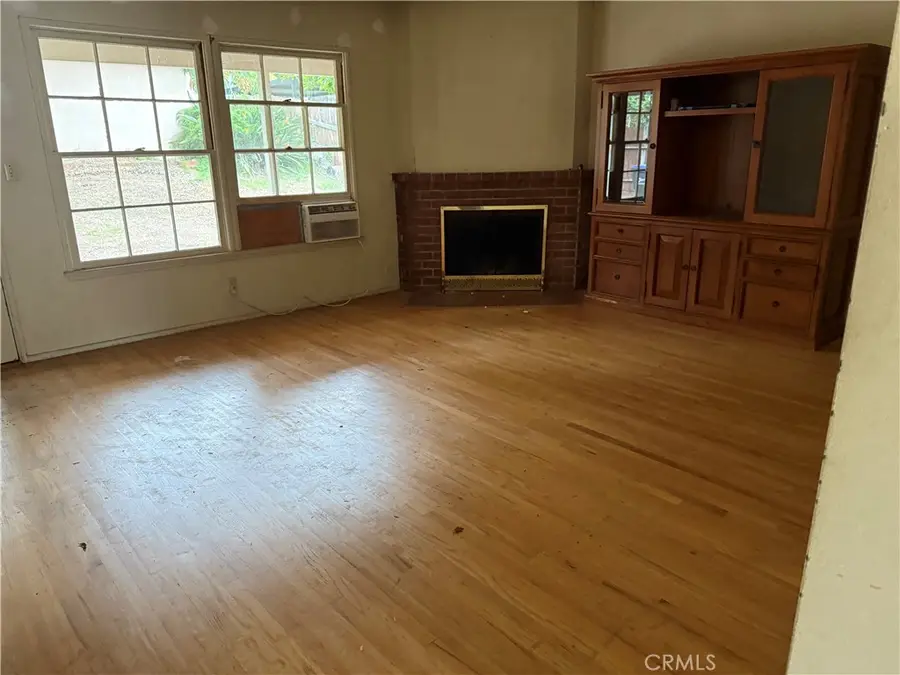 2133 E E Chevy Chase Dr Drive E, Glendale, CA 91206 - Image #3