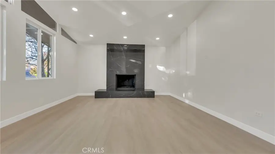 10334 Louise, Granada Hills, CA 91344 - Image #3