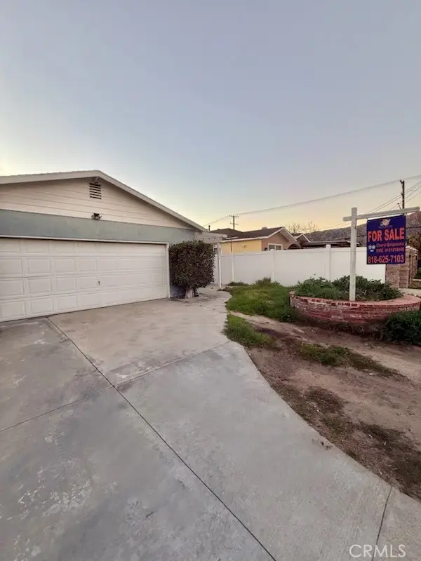 10549 Rhodesia, Sunland, CA 91040 - Image #2