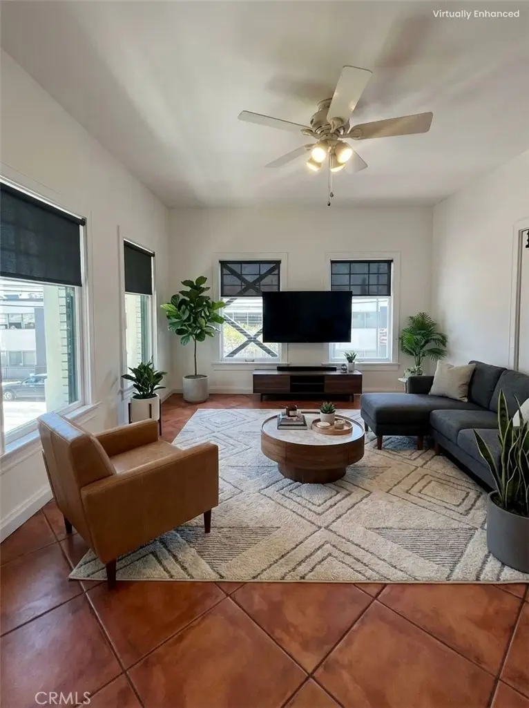 2121 James M Wood Boulevard #224, Los Angeles, CA 90006 - Image #2