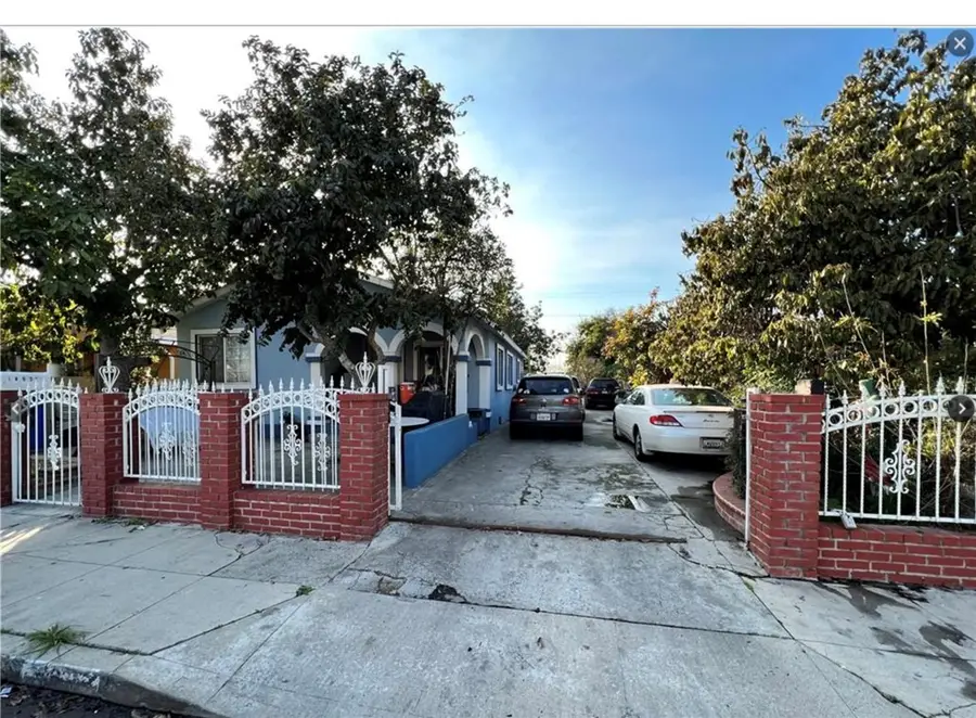 10931 Anzac, Los Angeles, CA 90059 - #3