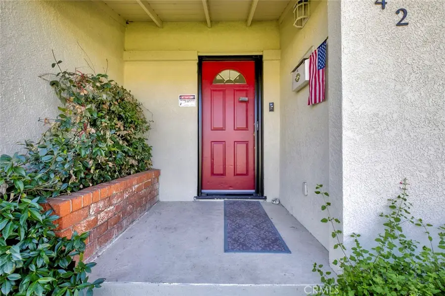 942 Oleander Street, Brea, CA 92821 - Image #2