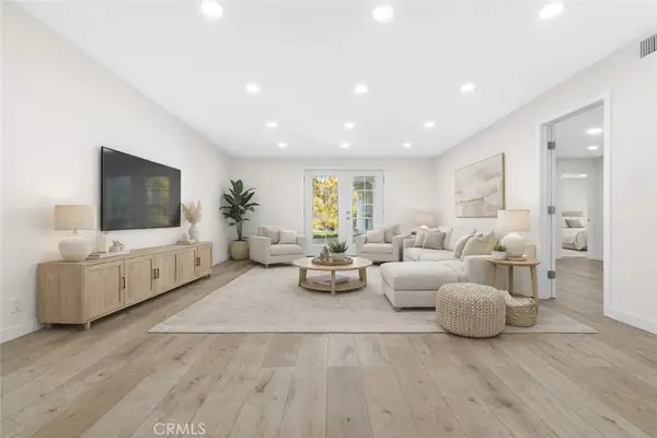 11753 Blythe, North Hollywood, CA 91605