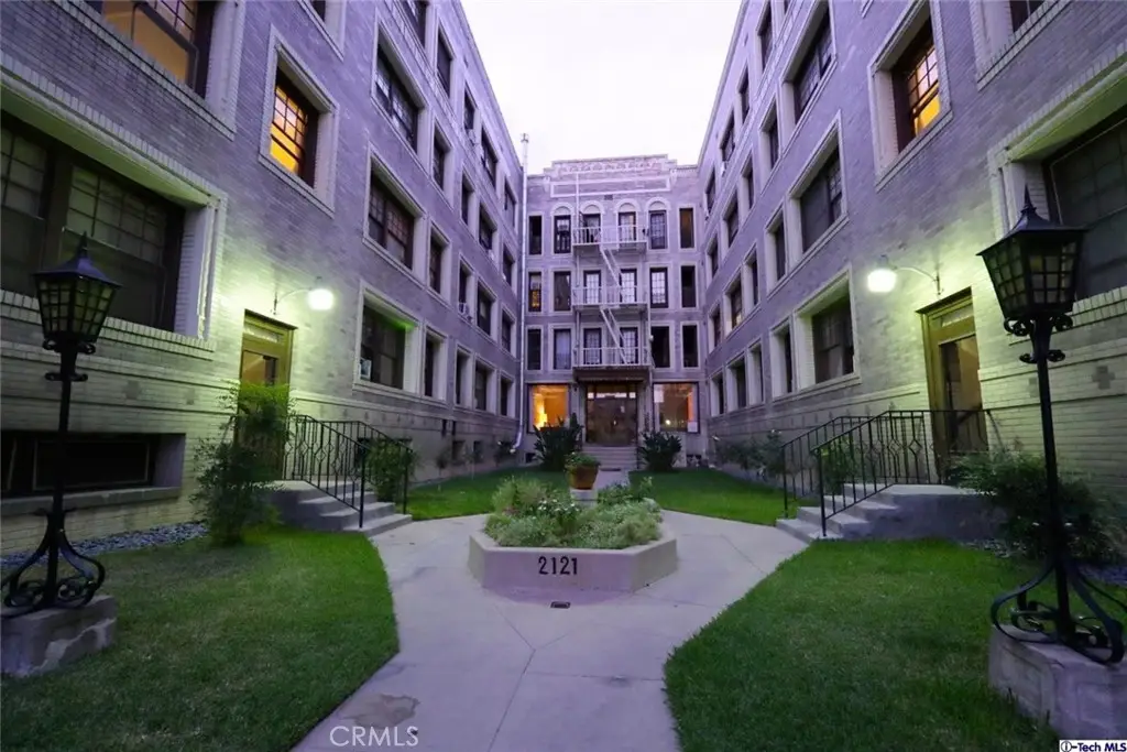2121 James M Wood #412, Los Angeles, CA 90006 - #1