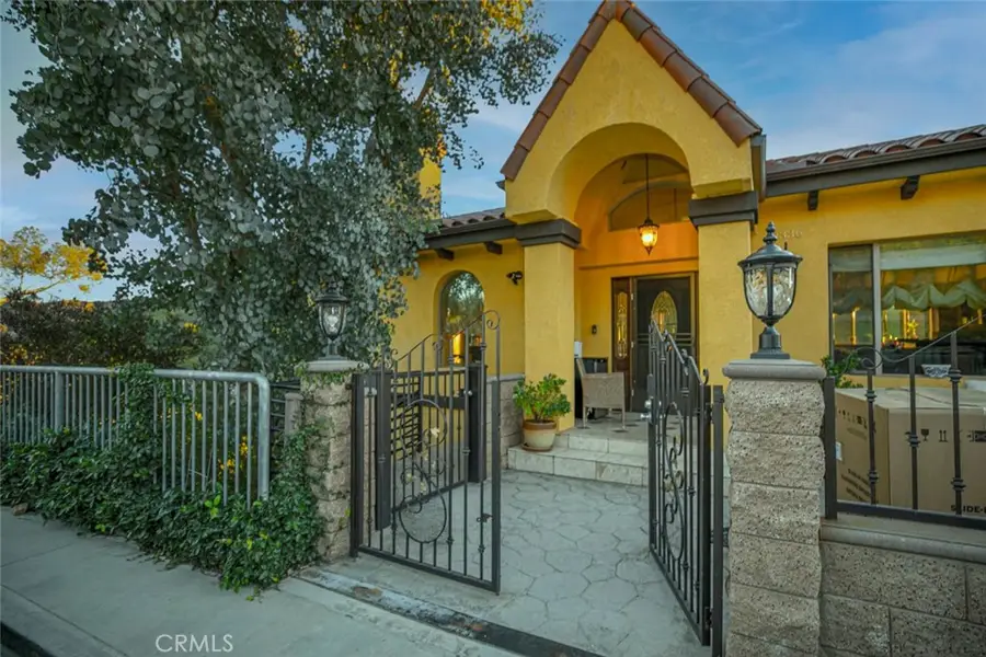 9336 Wayside Drive, Sunland, CA 91040 - #2