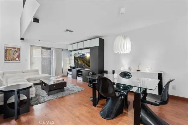 6036 Hazelhurst #C, North Hollywood, CA 91606