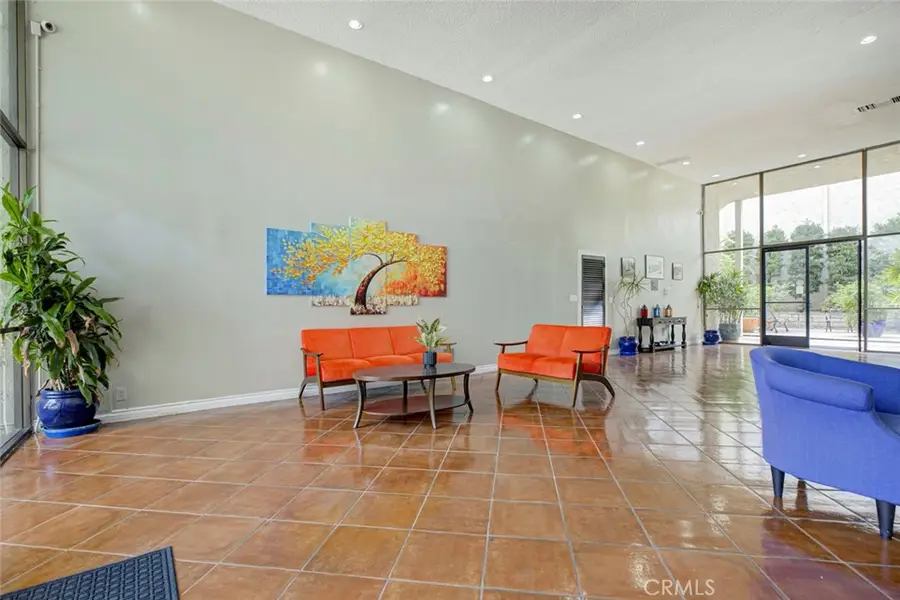 1401 Valley View #206, Glendale, CA 91202 - #3