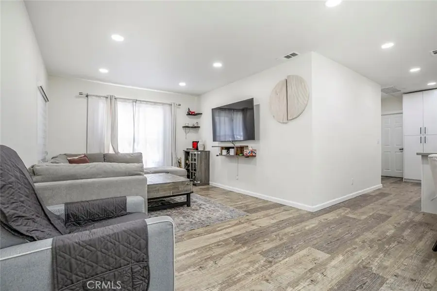 343 Concord Street, Glendale, CA 91203 - #2