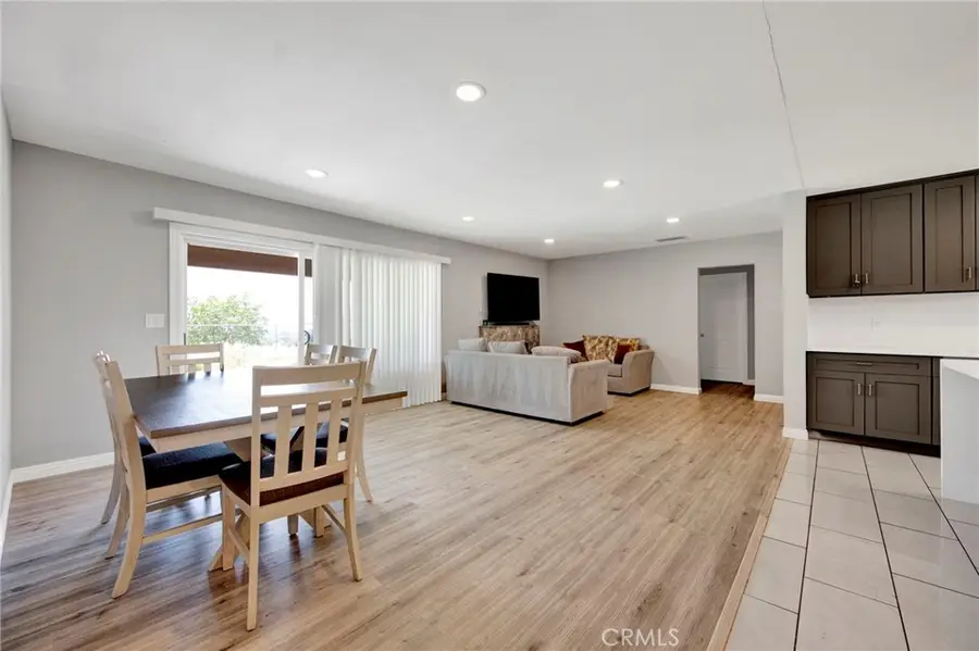 11823 Wish Avenue, Granada Hills, CA 91344 - #3