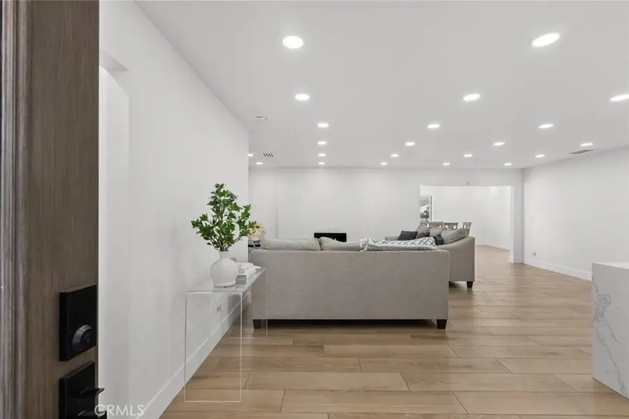 10542 Woldrich Street, Sylmar, CA 91342 - #3