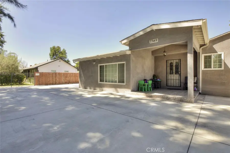 7349 Etiwanda, Reseda, CA 91335 - #2