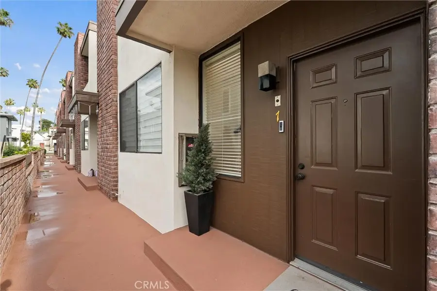 1227 N Brand, Glendale, CA 91202 - #2
