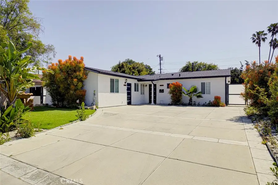 8022 Longridge Avenue, North Hollywood, CA 91605 - #2
