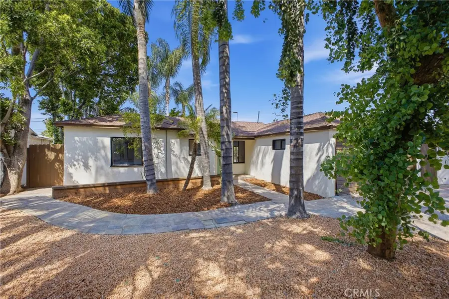 6845 Aura Avenue, Reseda, CA 91335 - #3