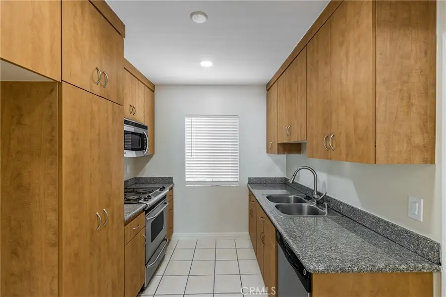 1935 Alpha Road #238, Glendale, CA 91208 - #3