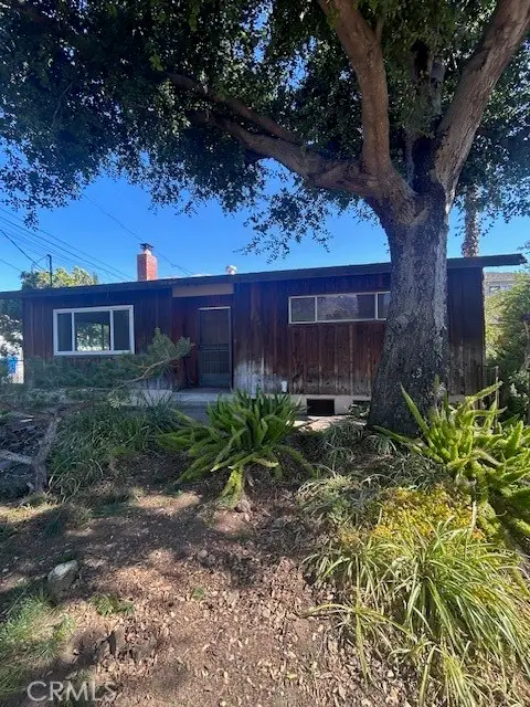 8228 Wentworth Street, Sunland, CA 91040