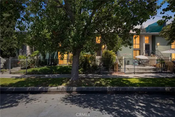 22 Arminta St Unit 22, Sun Valley, CA 91352