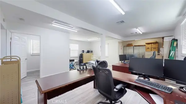 6851 Foothill, Tujunga, CA 91042
