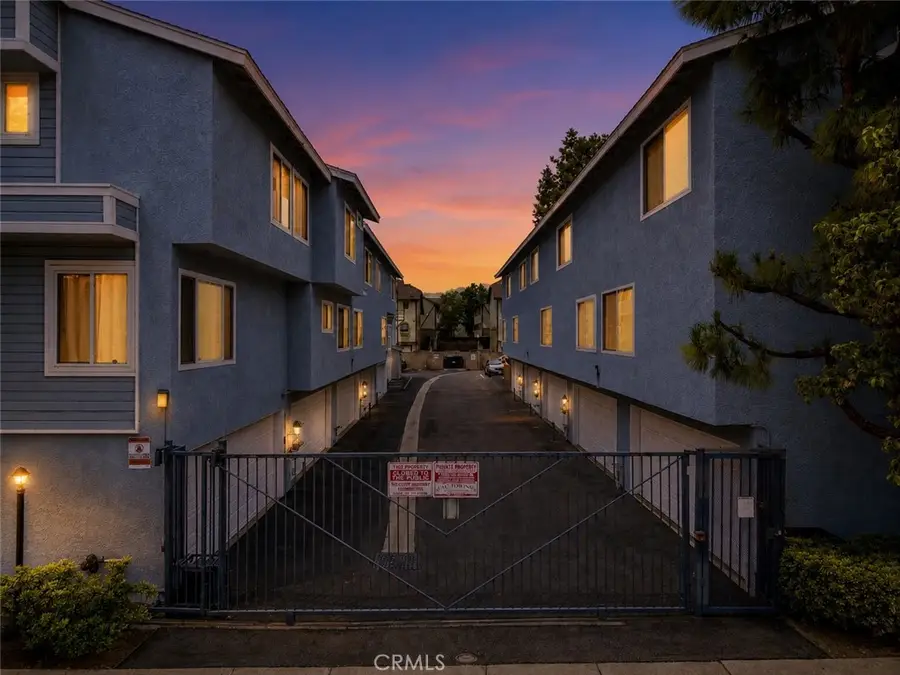 9925 Variel Avenue #26, Chatsworth, CA 91311 - #2