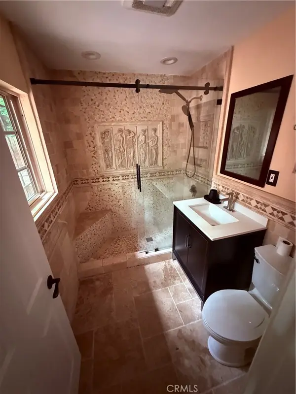 13000 Lull, North Hollywood, CA 91605