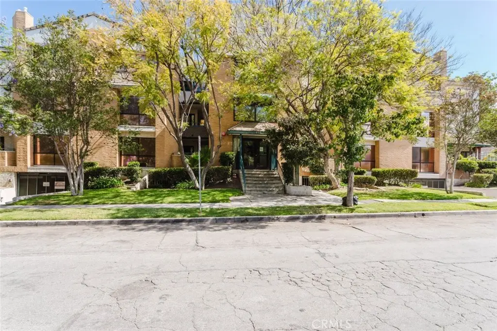 413 Hawthorne Street #206, Glendale, CA 91204 - #1