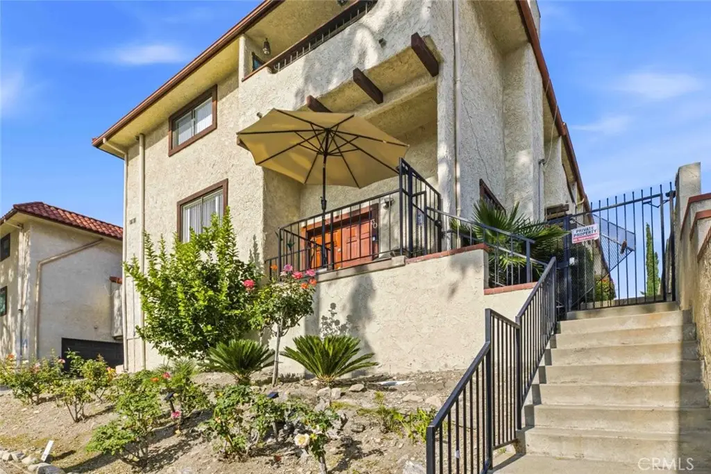 10142 Samoa Avenue #28, Tujunga, CA 91042 - #1