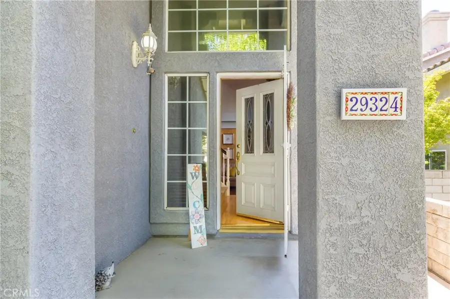 29324 Begonias Lane, Canyon Country, CA 91387 - #3