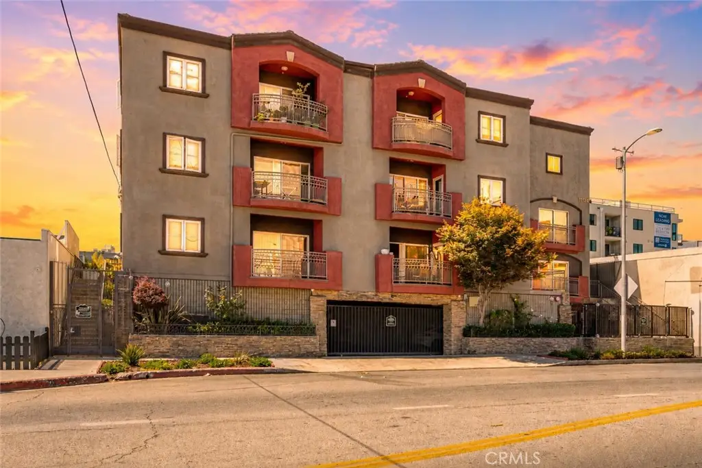 11124 Burbank Boulevard #101, North Hollywood, CA 91601 - #1
