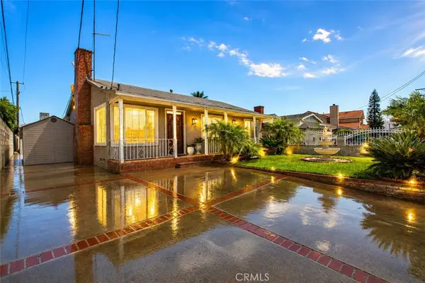 11943 Strathern Street, North Hollywood, CA 91605