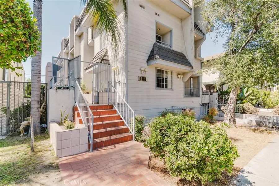 444 Myrtle Street #4, Glendale, CA 91203 - #2