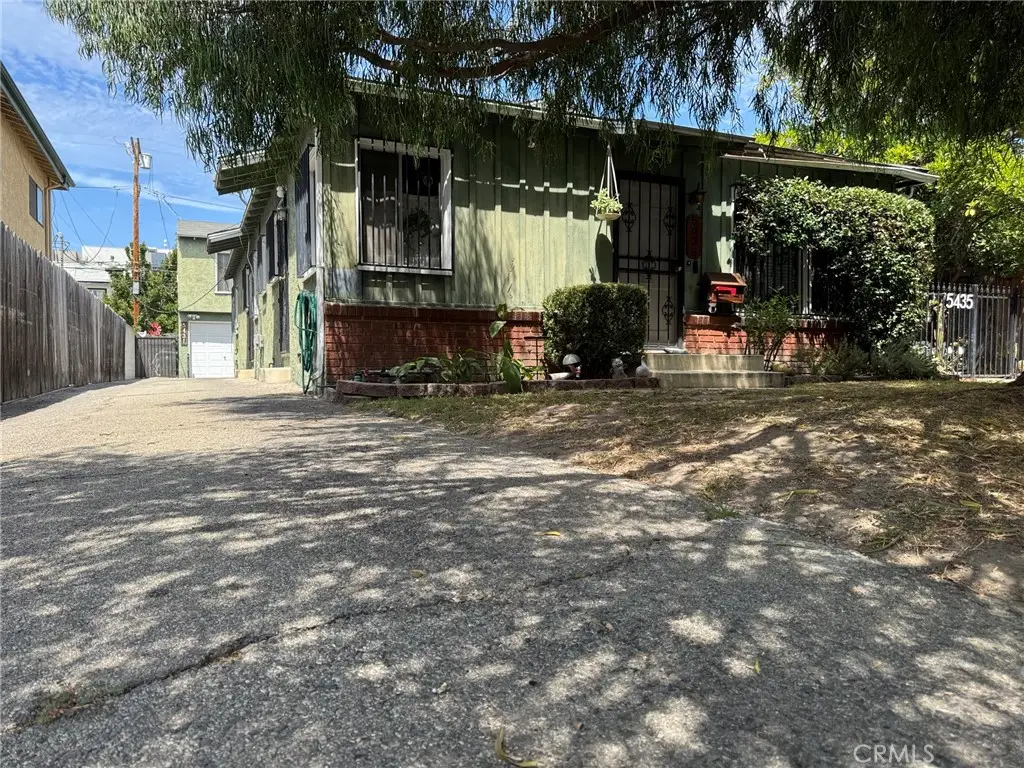 5431 Troost, North Hollywood, CA 91601 - #1
