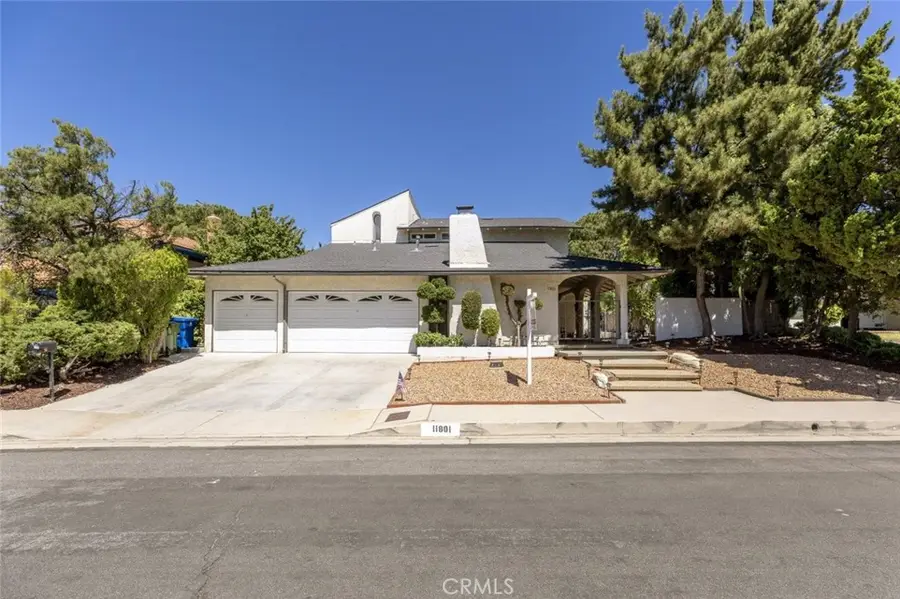 11801 Thunderbird Avenue, Porter Ranch, CA 91326 - #2