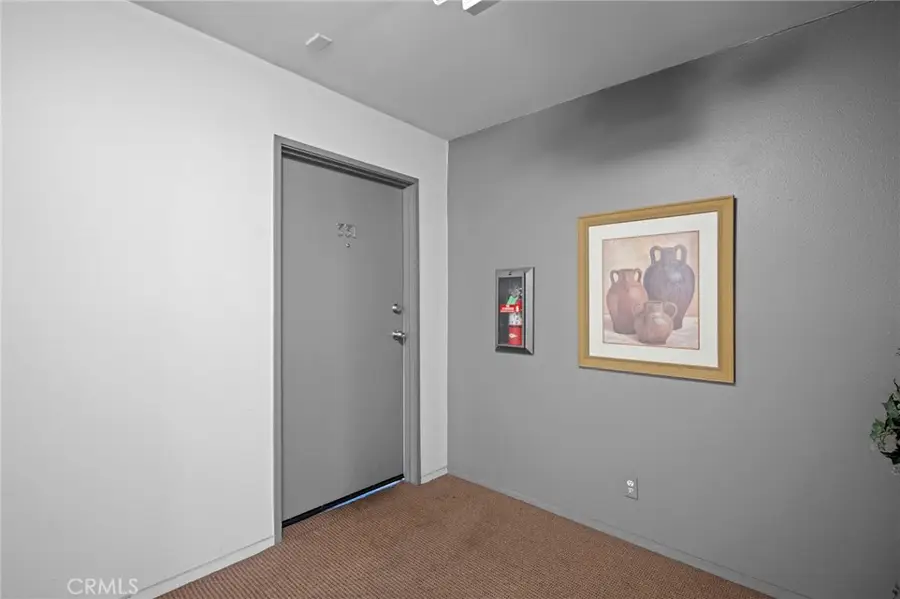 20253 Keswick Street #331, Winnetka, CA 91306 - #3