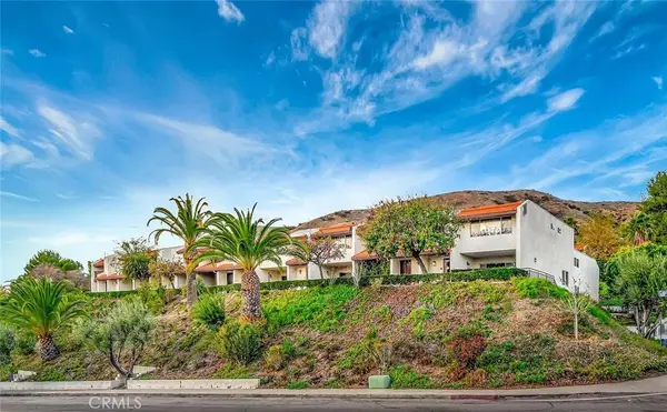 9564 Via Bernardo, Burbank, CA 91504