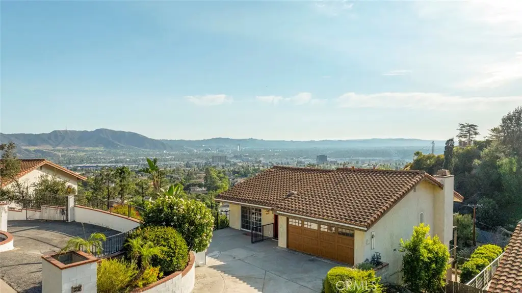 1218 E Tujunga, Burbank, CA 91501 - #1