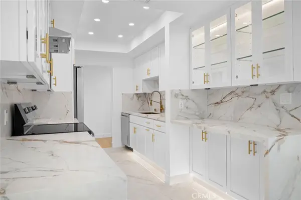 1401 Valley View #329, Glendale, CA 91202