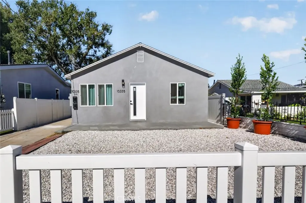 10335 Scoville Avenue, Sunland, CA 91040 - #1
