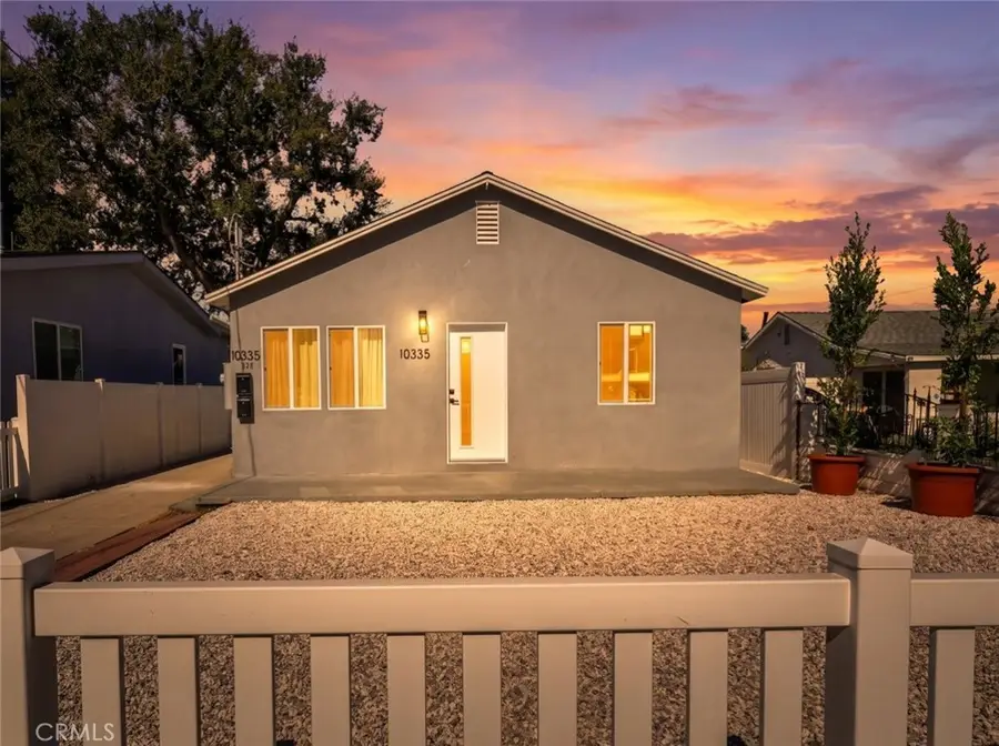 10335 Scoville Avenue, Sunland, CA 91040 - #2