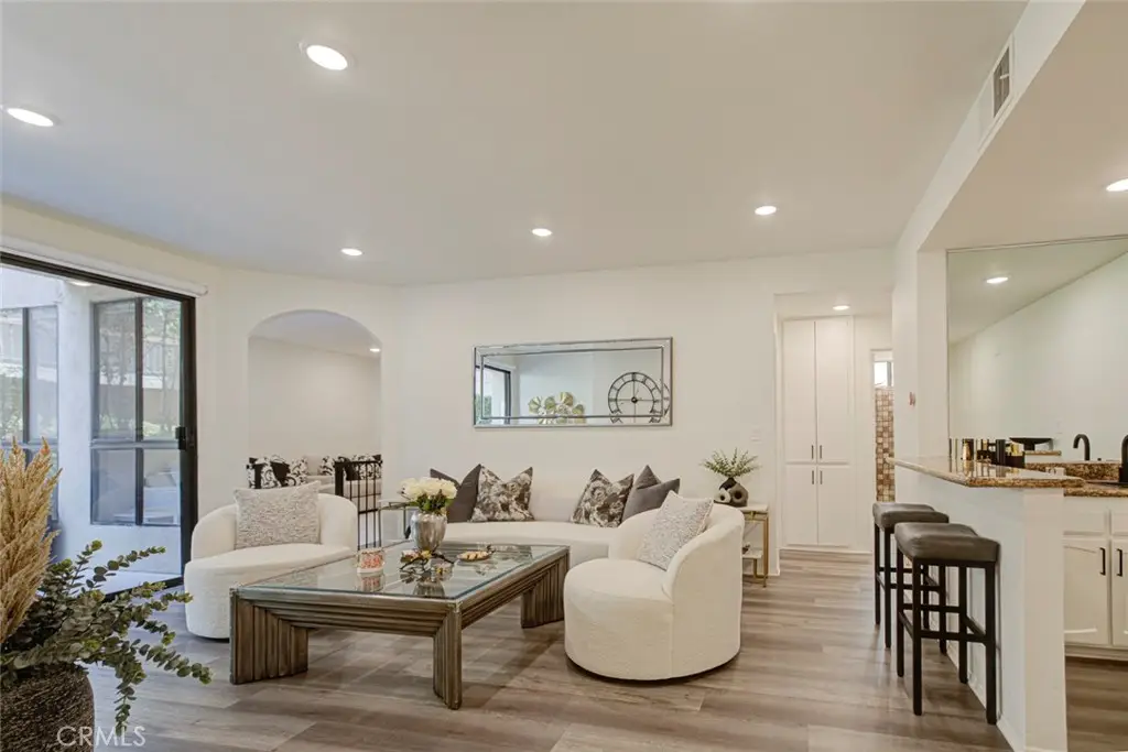 511 N Jackson #101, Glendale, CA 91206 - #1
