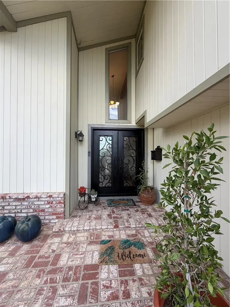 18036 Horace, Granada Hills, CA 91344 - #2